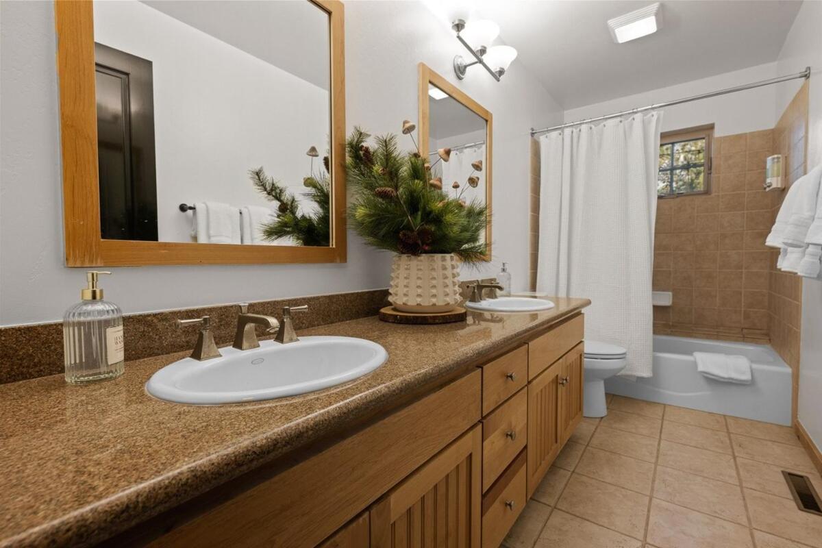 New Serenity Lodge Base Of Snow Summit Hot Tub Lac Big Bear Extérieur photo